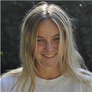 Étudiante en médecine disponible pour donner des cours de SVT, mathématiques, français, anglais et histoire-geo (primaire, collège et SVT-anglais niveau lycée)